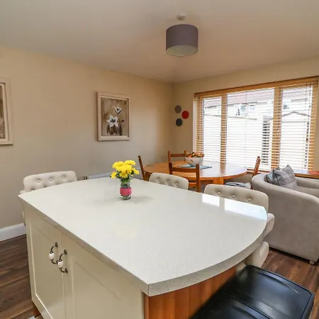 248 Saint Brendans Park